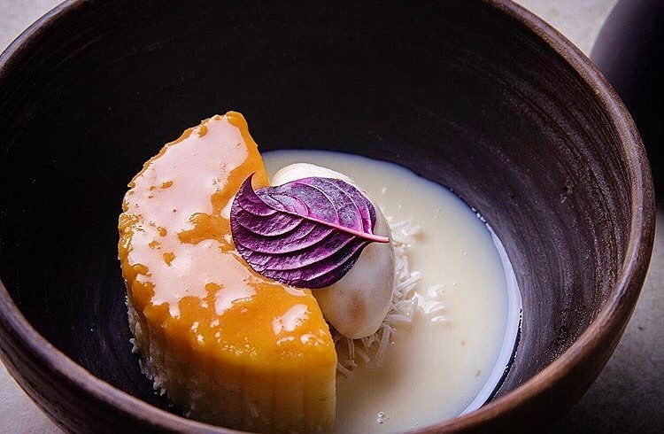 Postre de mango con crema